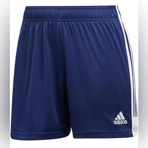 NWT adidas Women's Tastigo 19 Shorts!